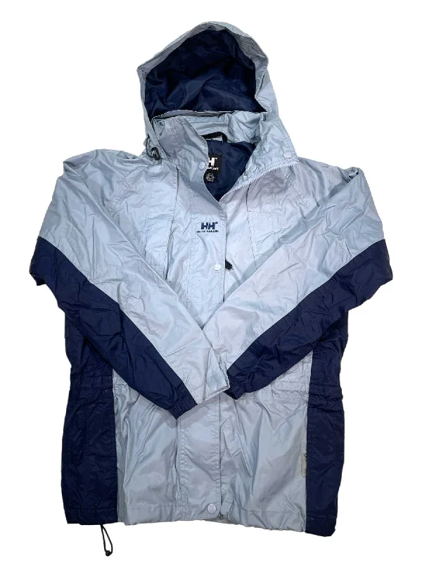 blue:#90caf9