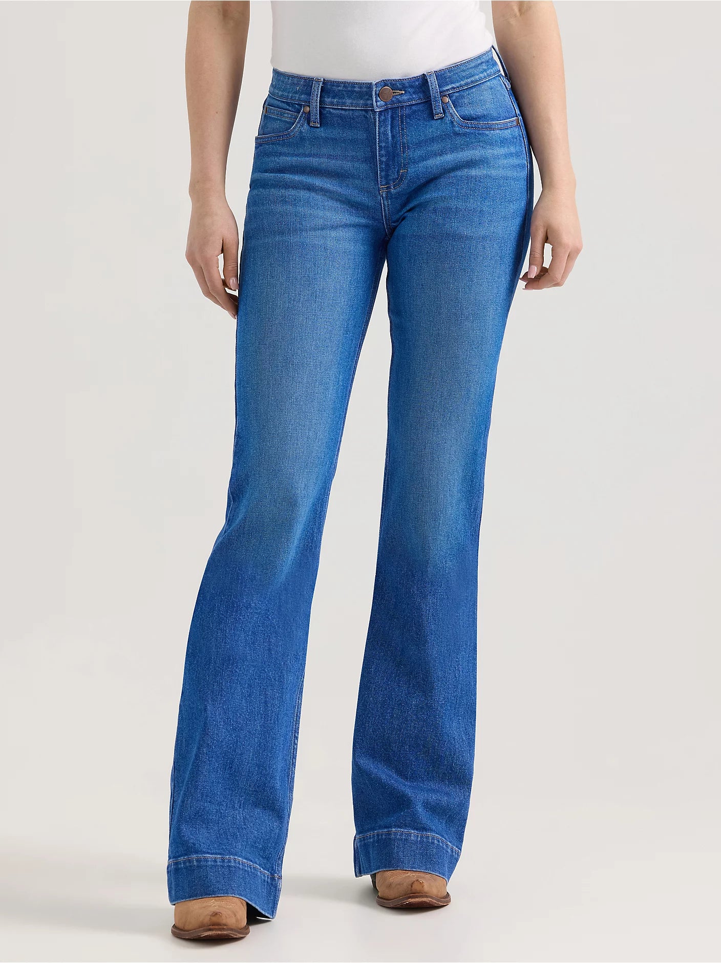 Wrangler Ladies Retro Mae Wide Leg Trouser Jean - Lucy - 112359365 Trousers Business Professional Wrangler Ladies Retro Mae Wide Leg Trouser Jean - Lucy - 112359365 Trousers Business Professional