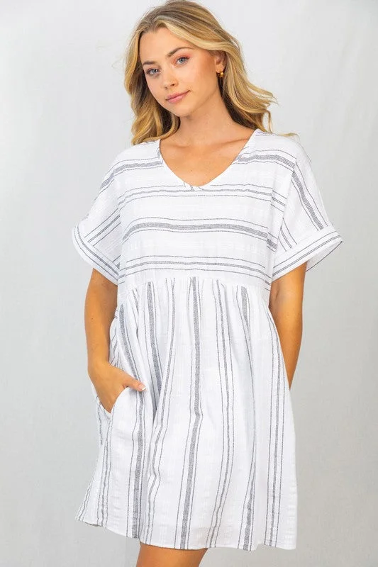 Striped Woven Dress - black & white Tunics Seasonal trendy