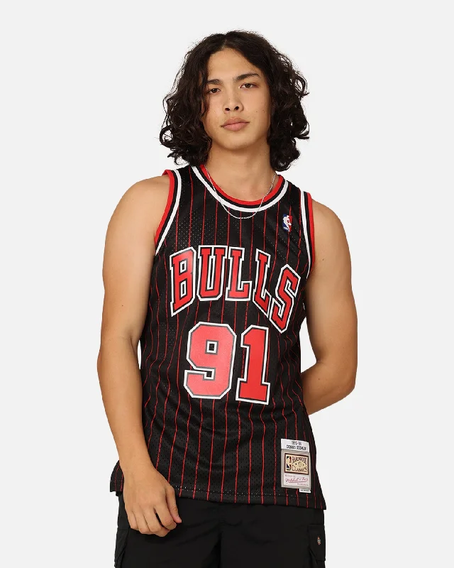 Mitchell & Ness Chicago Bulls Dennis Rodman #91 NBA Swingman Jersey Black/Red Warm Jersey Shirt