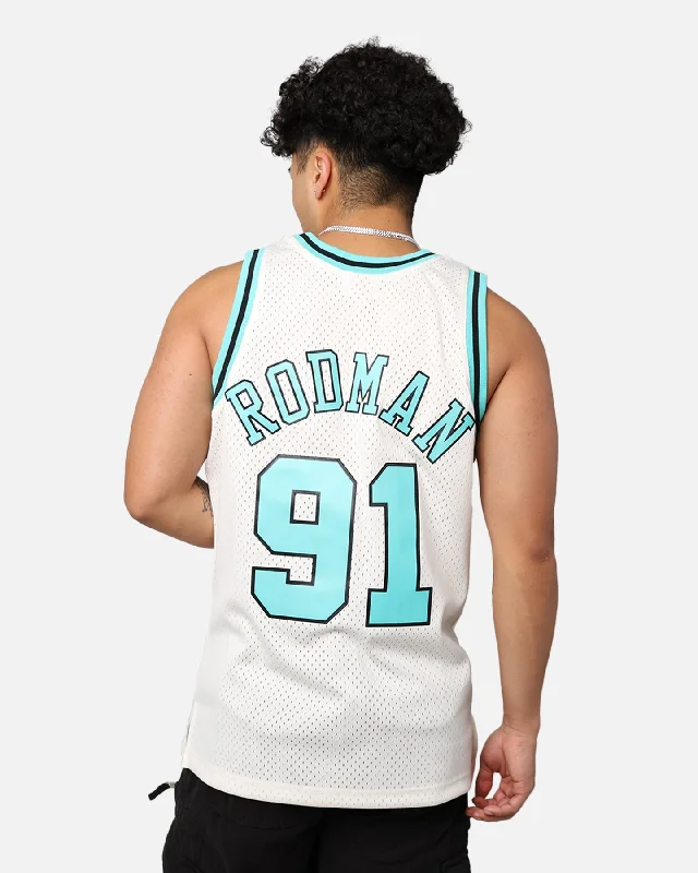 Mitchell & Ness Chicago Bulls Dennis Rodman '97-98 Swingman Jersey Black/Ice Blue Comfortable Jersey Tee